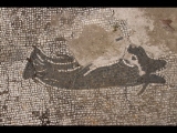 00051 ostia - noerdl. der via ostiensis - oedipus und die sphinx - detail fisch - gefunden in einem grab in pianabella.jpg